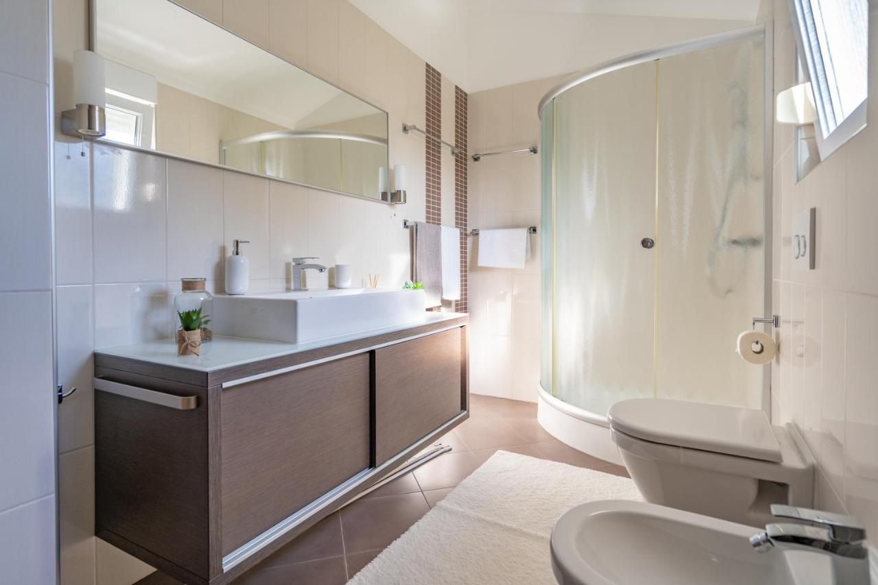 Apartmán Penthouse Gea Premantura Exteriér fotografie