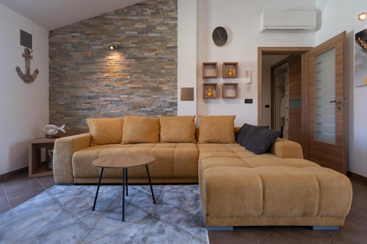 Apartmán Penthouse Gea Premantura Exteriér fotografie