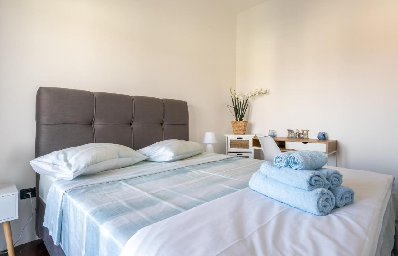 Apartmán Penthouse Gea Premantura Exteriér fotografie